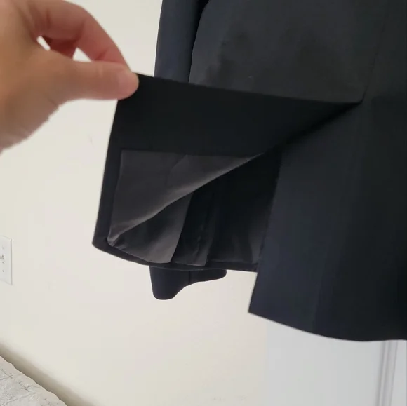 Calvin Klein Classic Black Women's Blazer, Size 8 - Picture 9 of 10